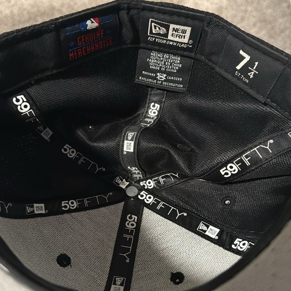 New Era Black Fitted Cap - White sox - Picture 2 of 2